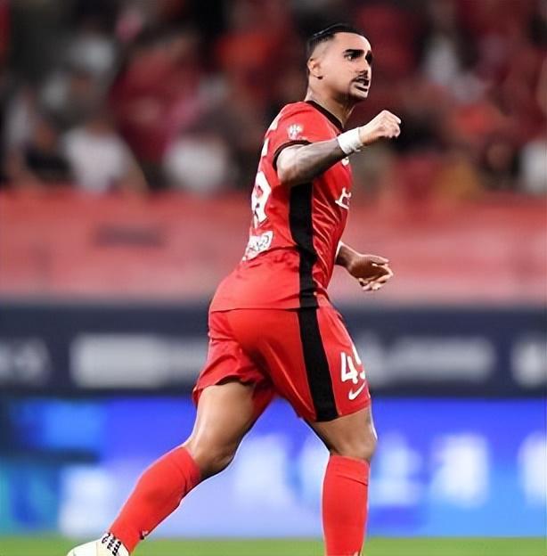 世界杯在线观看-上港功勋外援1月16日官宣发声！正式告别俱乐部，已现身新东家